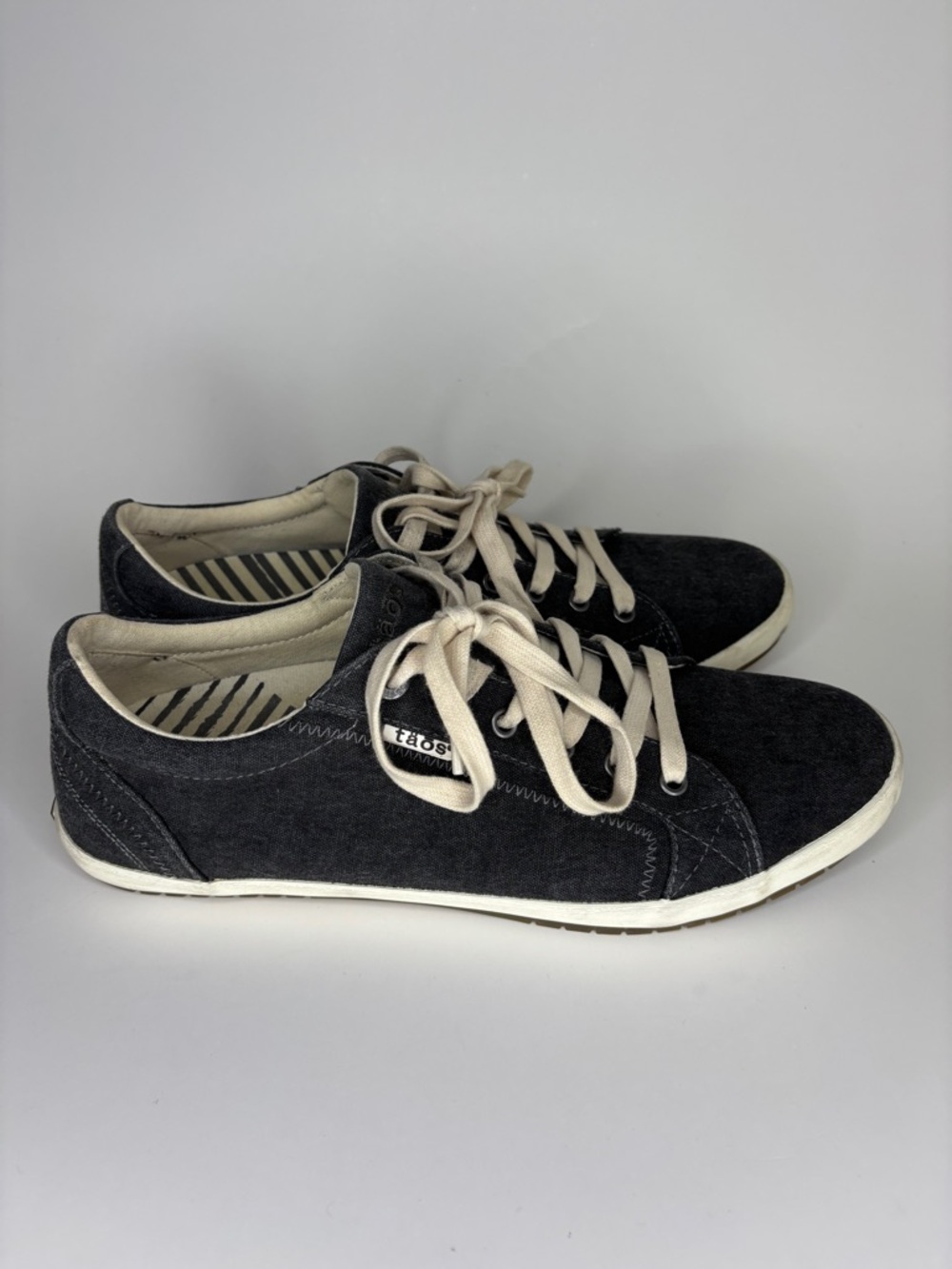 Taos Star Women's US 12 Charcoal Wash Canvas Lace Up Comfort Sneaker STA-12844